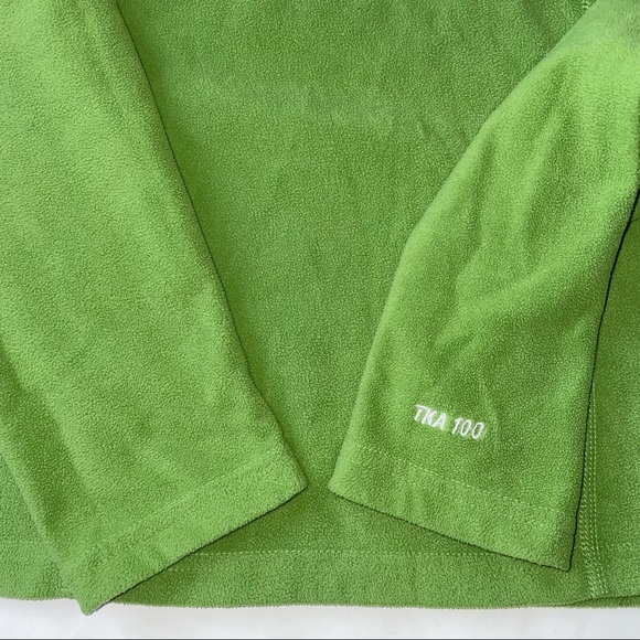 North Face Quarter-Zip Fleece Pullover - Picture 6 of 6